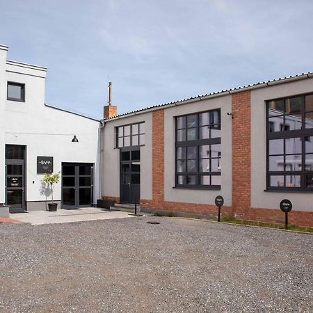 Boutique Hotel Mezi Svy Hradec Králové エクステリア 写真