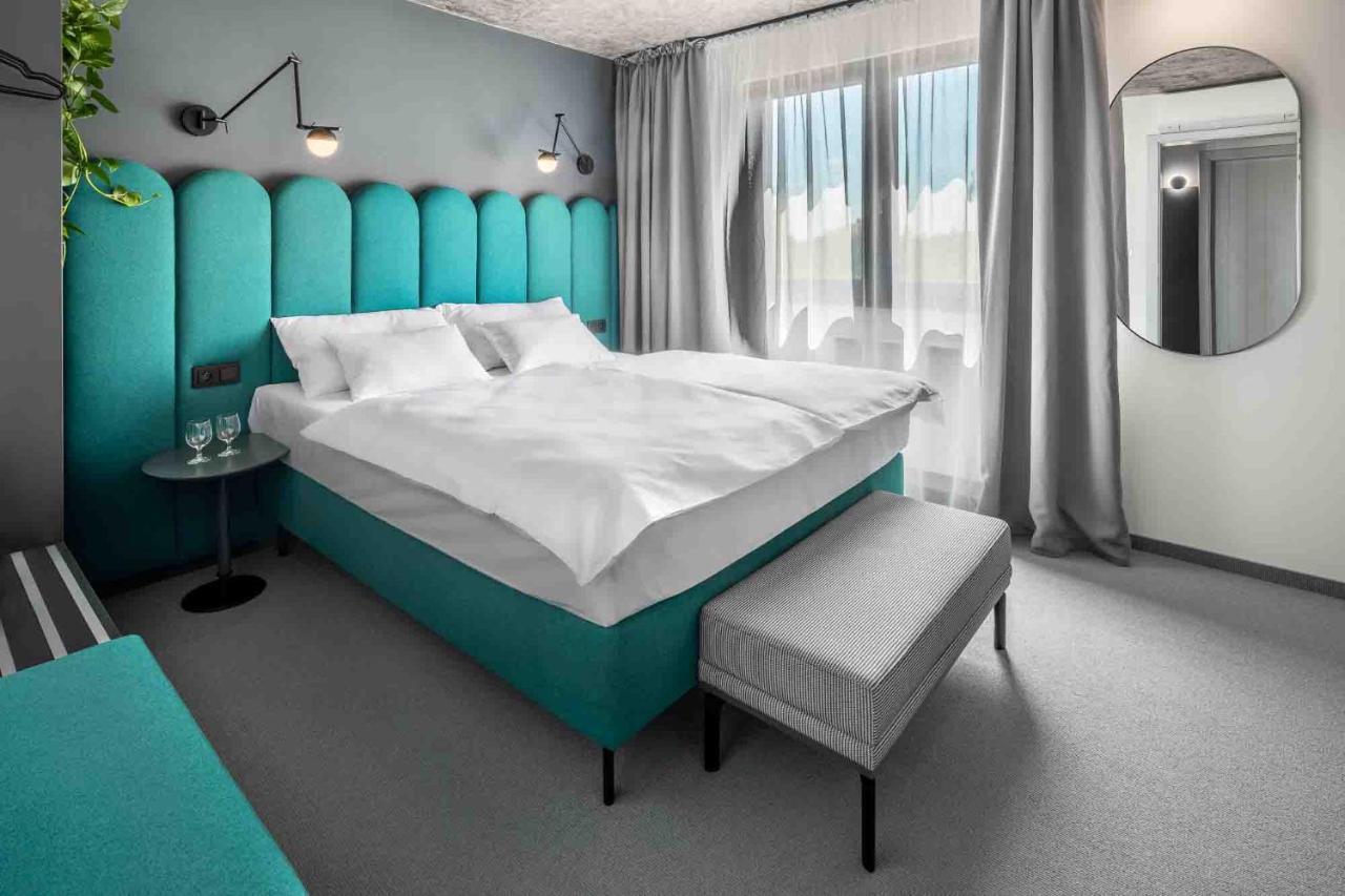 Boutique Hotel Mezi Svy Hradec Králové エクステリア 写真