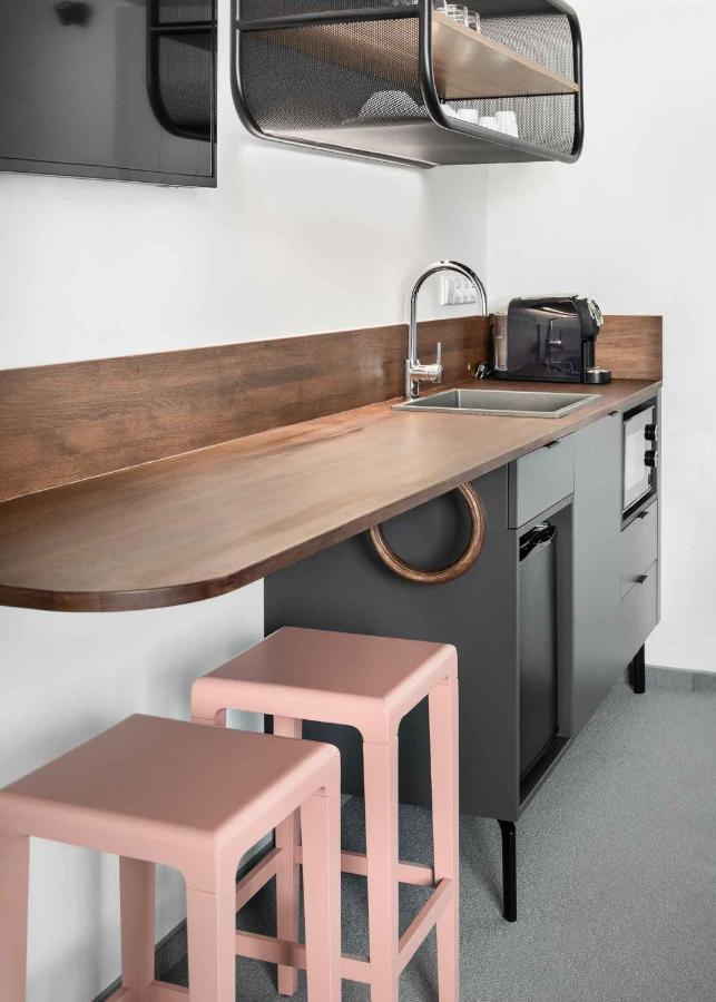 Boutique Hotel Mezi Svy Hradec Králové エクステリア 写真