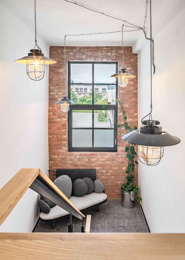 Boutique Hotel Mezi Svy Hradec Králové エクステリア 写真