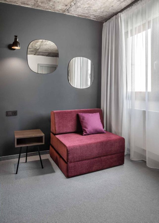 Boutique Hotel Mezi Svy Hradec Králové エクステリア 写真