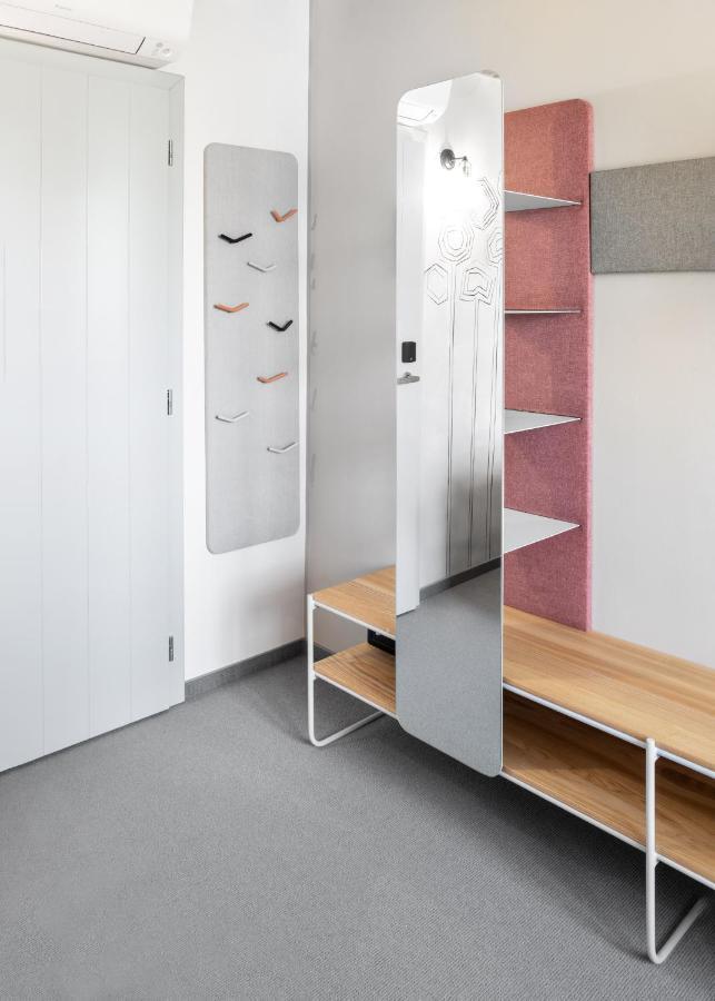 Boutique Hotel Mezi Svy Hradec Králové エクステリア 写真