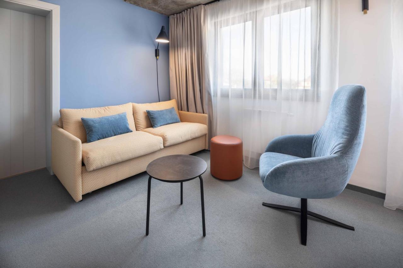 Boutique Hotel Mezi Svy Hradec Králové エクステリア 写真