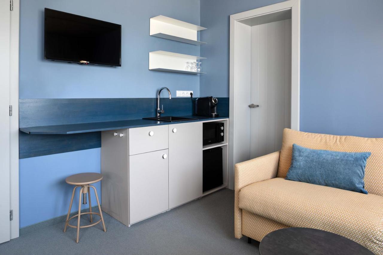 Boutique Hotel Mezi Svy Hradec Králové エクステリア 写真