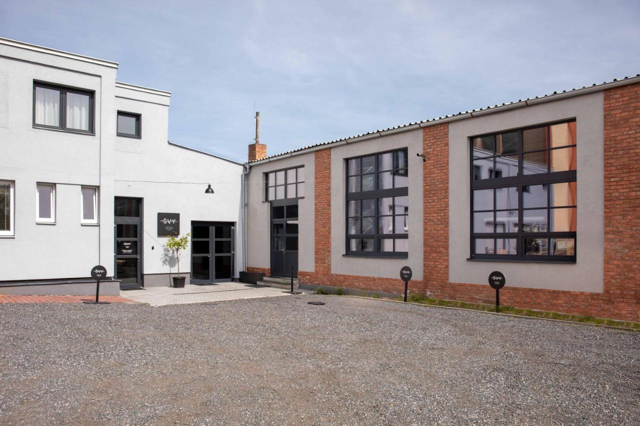 Boutique Hotel Mezi Svy Hradec Králové エクステリア 写真